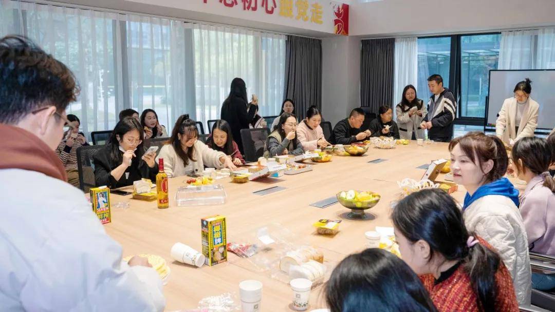 缤纷圣诞，共庆生诞|REAPS瑞普斯2024第四季度员工生日会 